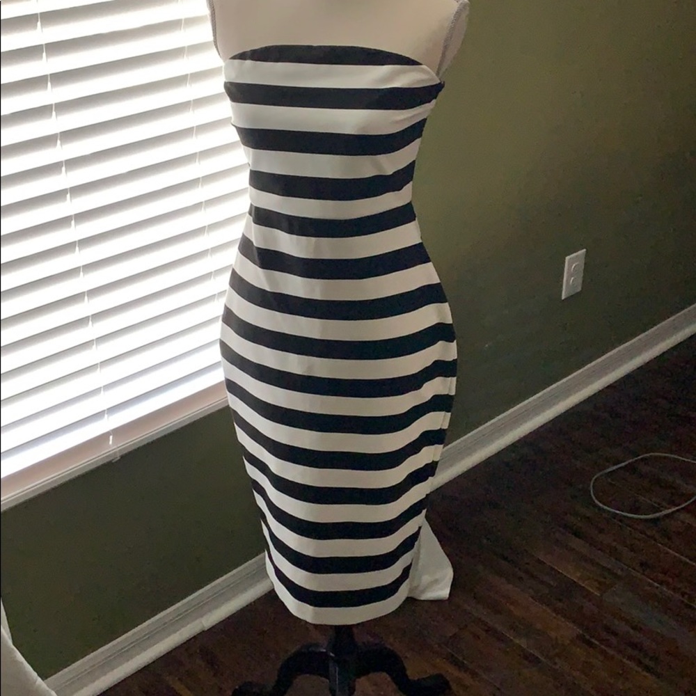 Express bandage dress
